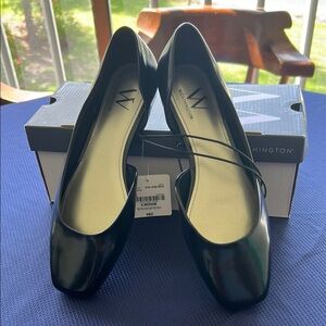 NWT Worthington Black Patent Flats